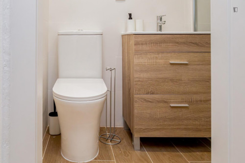 Appealing single bedroom  - Gallery -  5