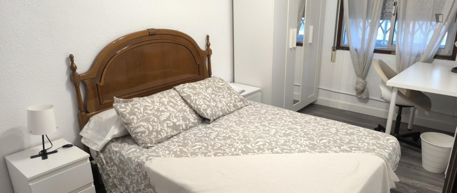 Comfy Double Bedrom Near Universidad De Zaragoza - Comfy double bedrom near Universidad de Zaragoza - Gallery - 1