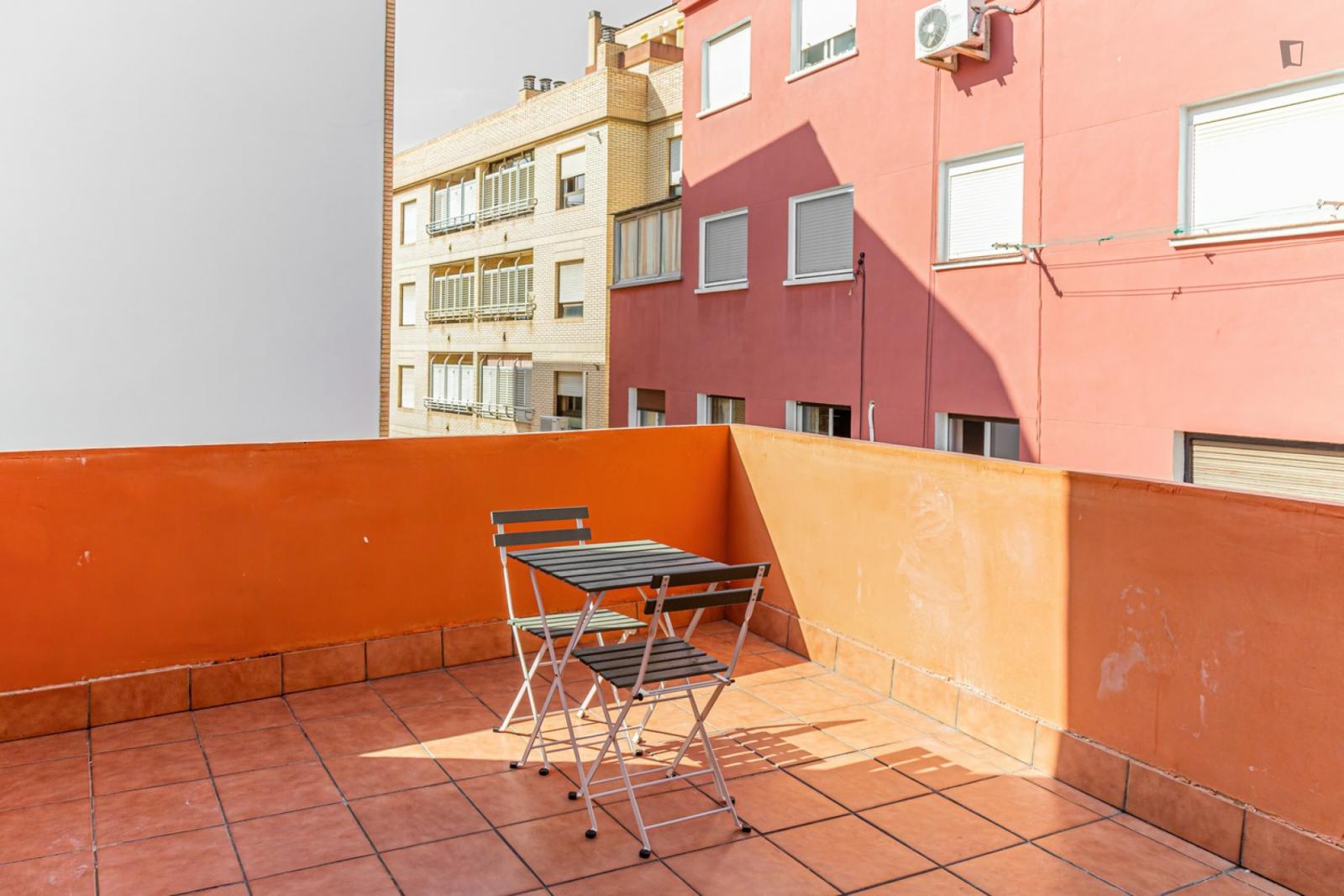  Cozy Single Bedroom With Balcony  -  Cozy single bedroom with balcony  - Gallery -  1