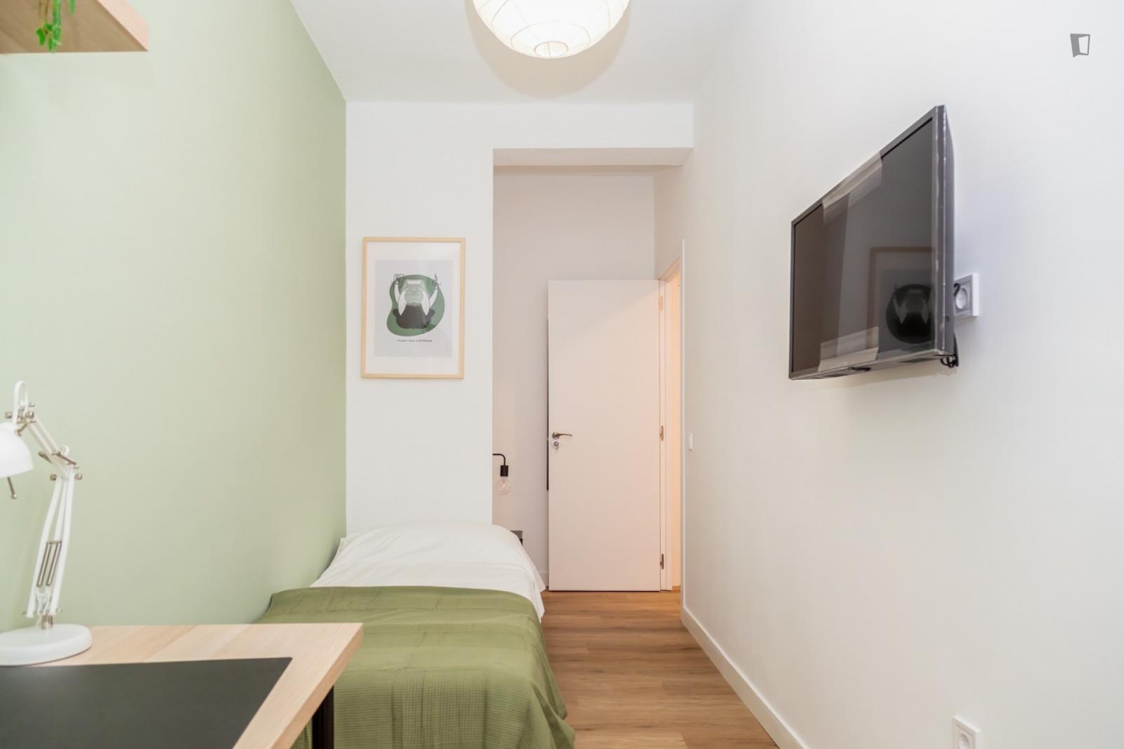  Attractive Single Bedroom  -  Attractive single bedroom  - Gallery -  1