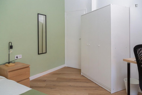 Cozy single bedroom in a property with balcony