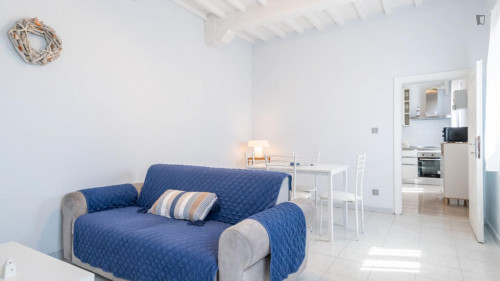 Tasteful 1-bedroom apartment in - Gallery - 20
