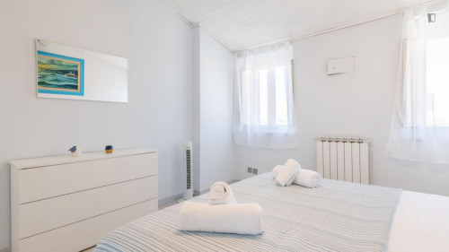 Tasteful 1-bedroom apartment in - Gallery - 23
