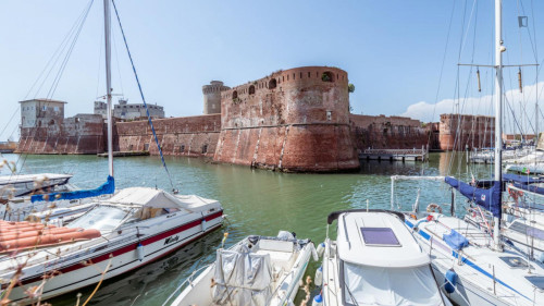 Tasteful 1-bedroom apartment in