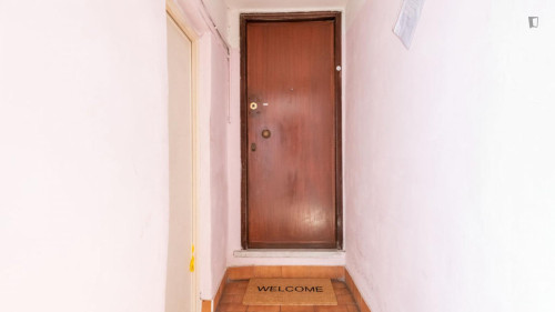 Tasteful 1-bedroom apartment in - Gallery - 6