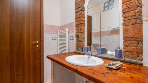 Charismatic 1-bedroom apartment in the heart of Livorno - Gallery - 6