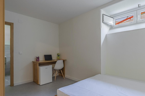 Amazing double bedroom ensuite near Universidade de Coimbra