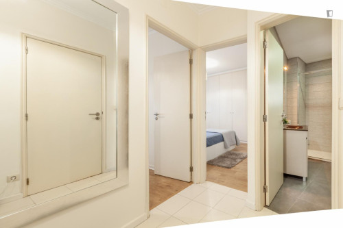 Bright 2-bedroom flat in Sé de Braga and São Lázaro