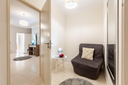 Bright 2-bedroom flat in Sé de Braga and São Lázaro