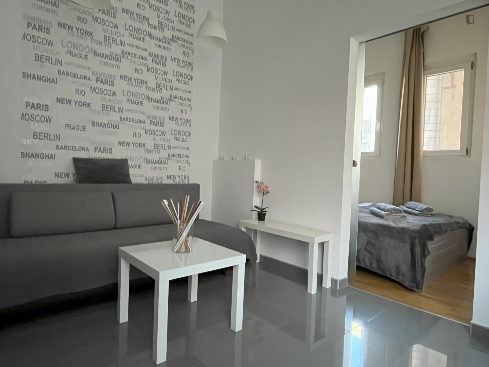 Very Welcoming 1-Bedroom Apartment In Lipótváros - 1