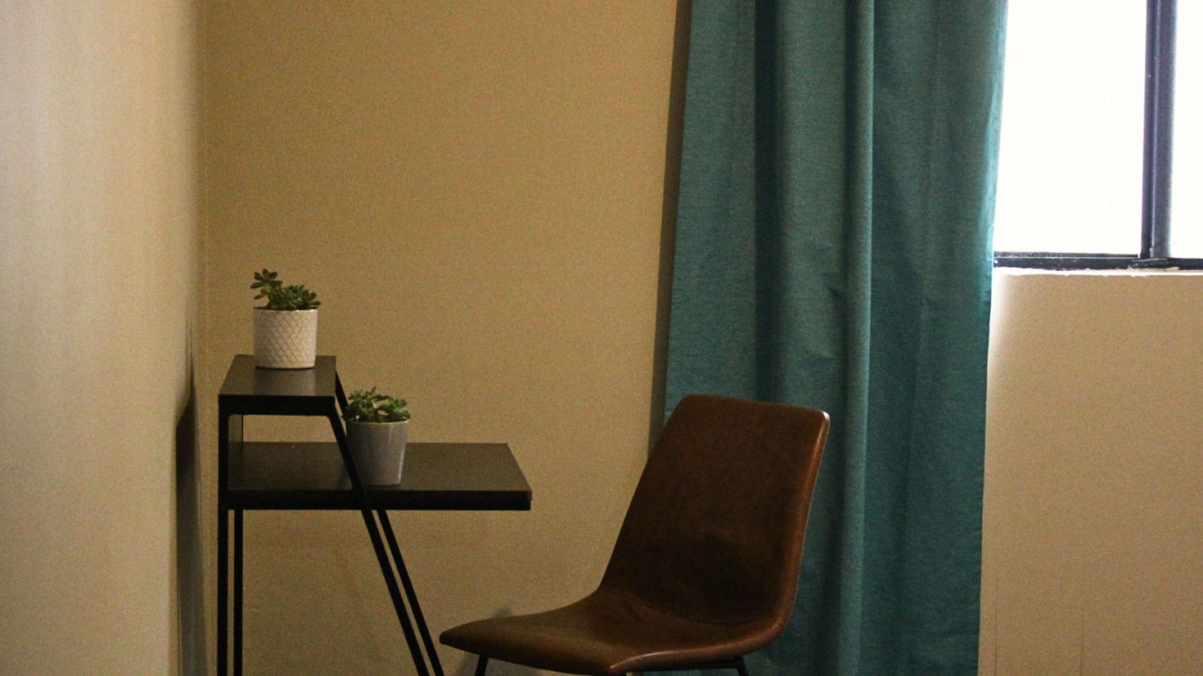  Private Room With A Full Bed And Workspace  -  Welcoming Coliving Experience with Traditional Mexican Touch in Tijuana Home  - Gallery -  46