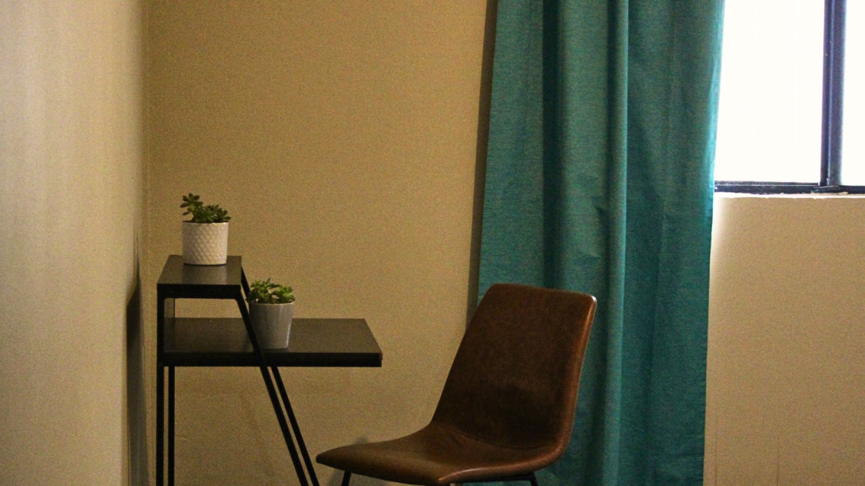  Private Room With A Full Bed And Workspace  -  Welcoming Coliving Experience with Traditional Mexican Touch in Tijuana Home  - Gallery -  13