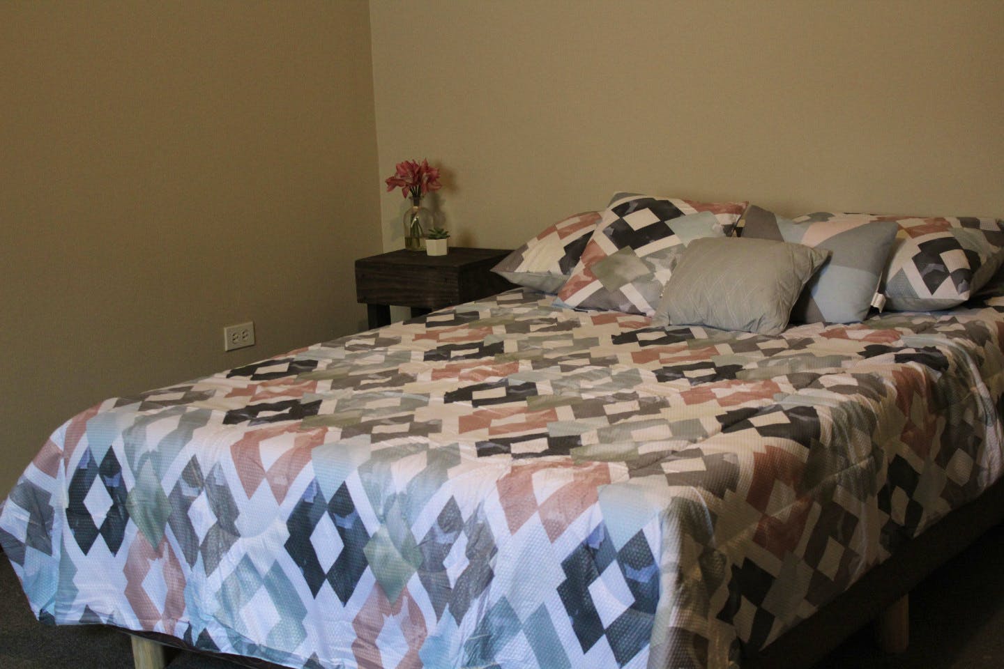  Private Room With A Full Bed And Workspace  -  Welcoming Coliving Experience with Traditional Mexican Touch in Tijuana Home  - Gallery -  30