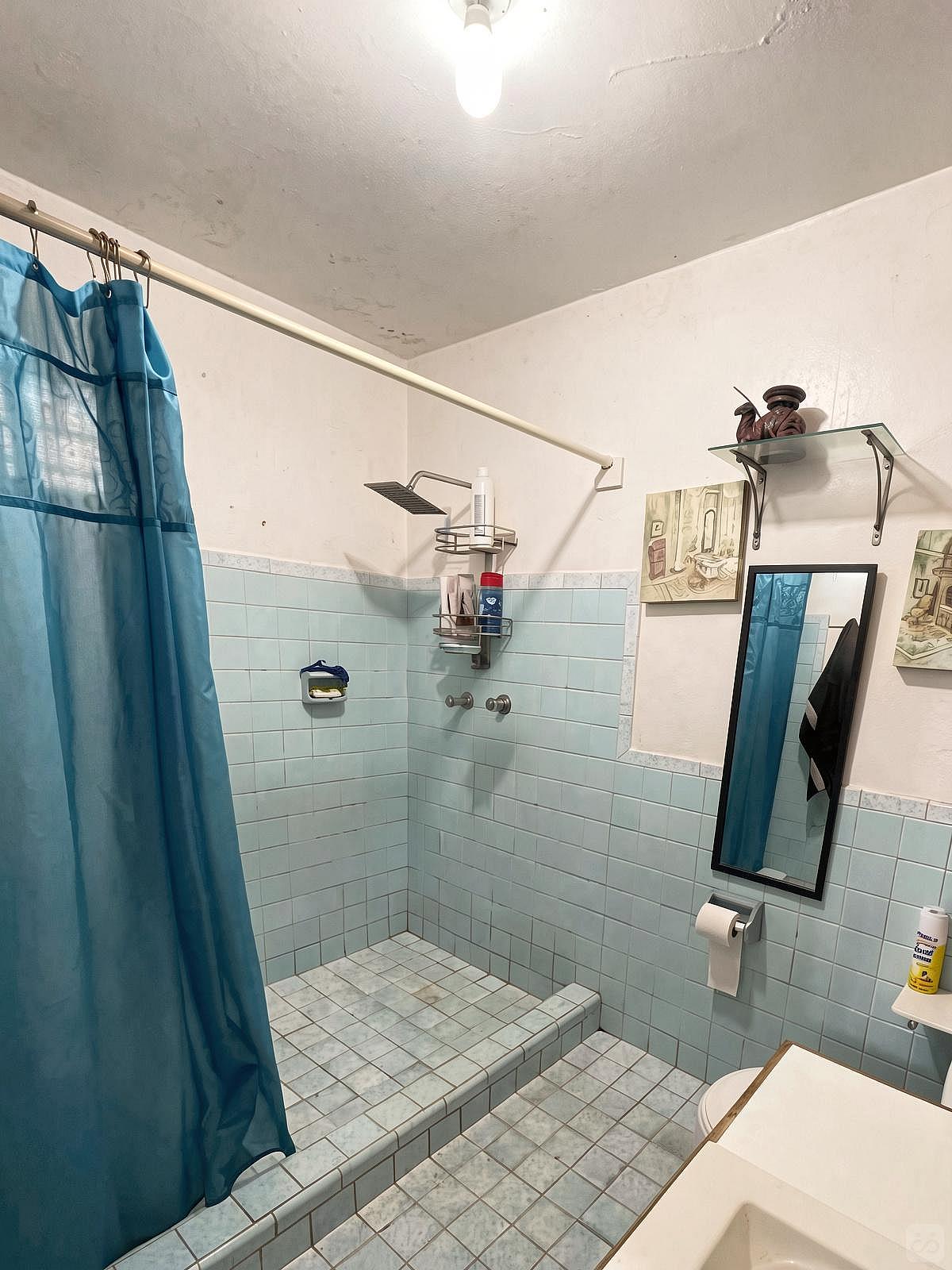  Bed In A 2-Bed Mixed Gender Room  -  Welcoming Coliving Experience with Traditional Mexican Touch in Tijuana Home  - Gallery -  10