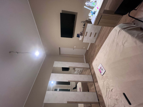 Room in Via Giuseppe Natoli, Messina for 16 m² with 3 bedrooms