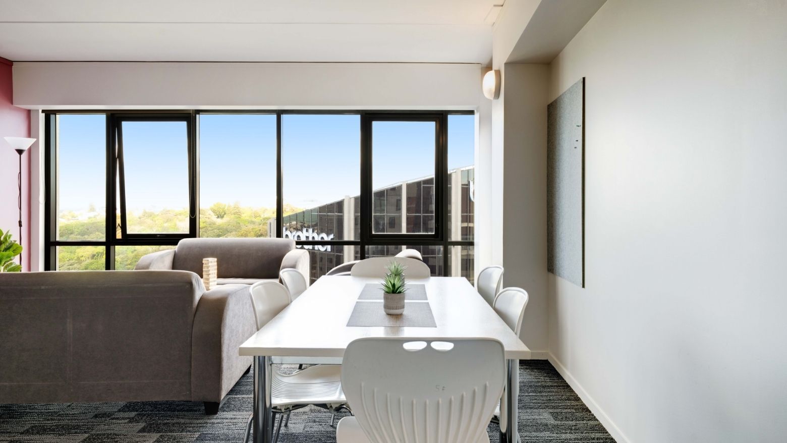 5 Bedroom Apartment Small - 5