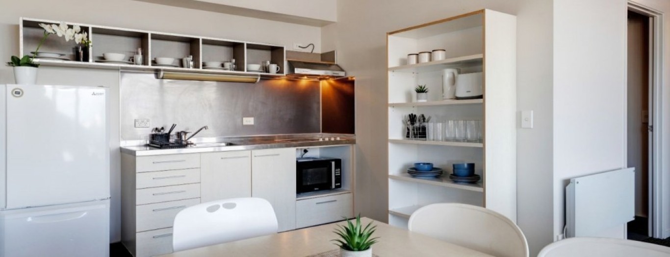  Room In A 4 Bedroom Apartment Small  -  Wellesley Apartments  - Gallery -  1