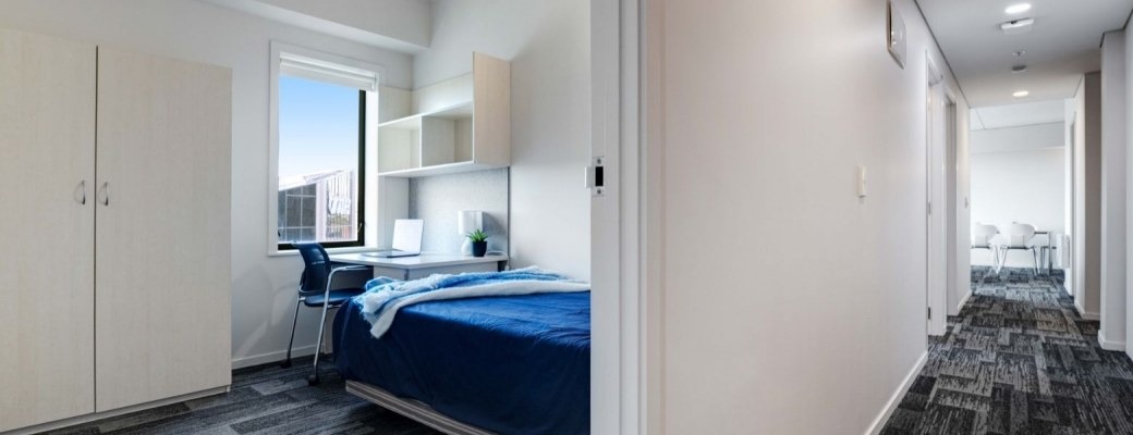 Room In A 5 Bedroom Apartment Small - Wellesley Apartments - Gallery - 6