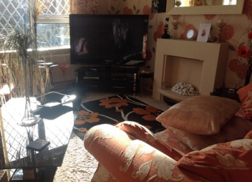 iam-outgoing-friendly-manchester-135836399220250113055002AM