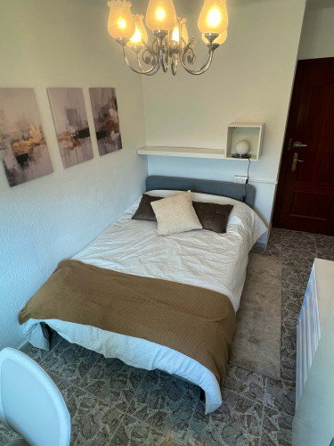 Calle Miraorquídeas Hab 3