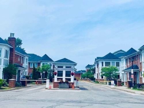 Master Bedroom with 4 pc ensuite