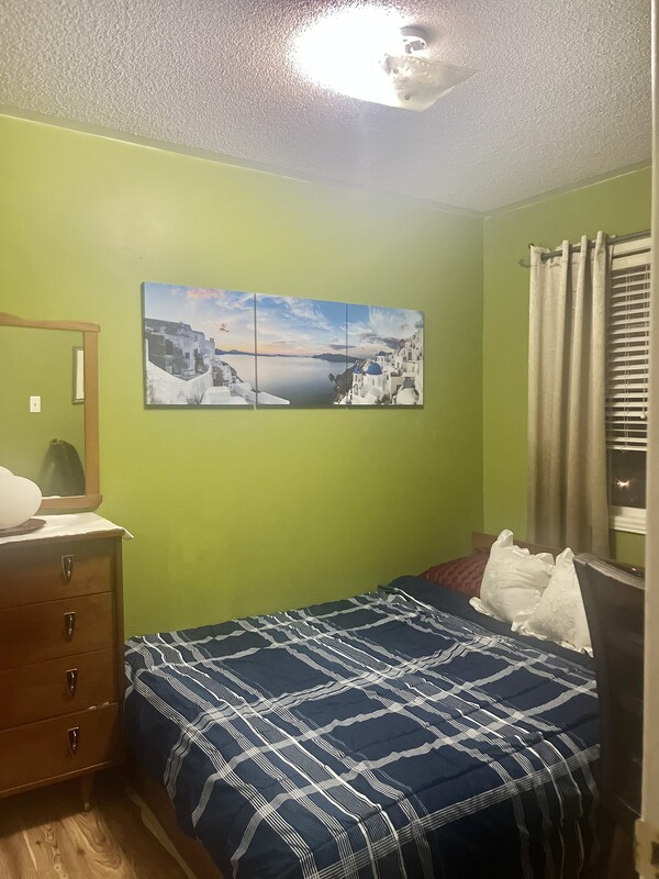  Bedroom 1(Full Room)  -  A cozy  private bedroom   - Gallery -  1