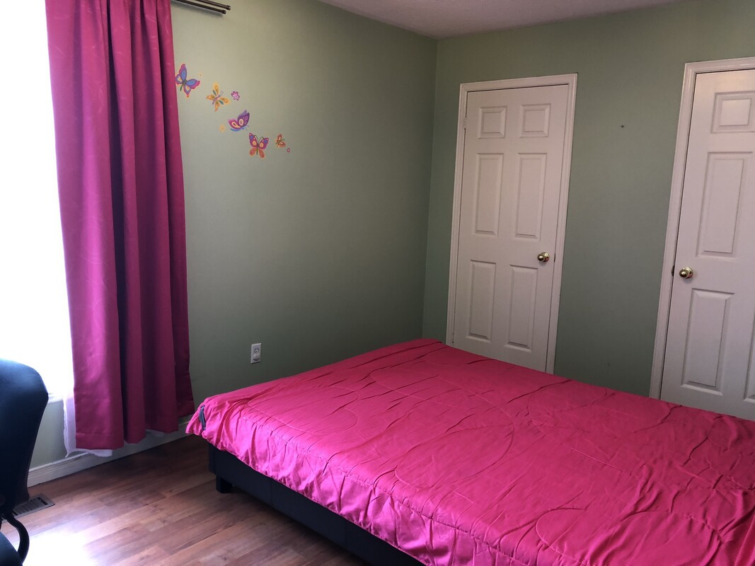  Big Room(Full Room)  -  Yonge & Hwy7 Comfort&Convenient   - Gallery -  1