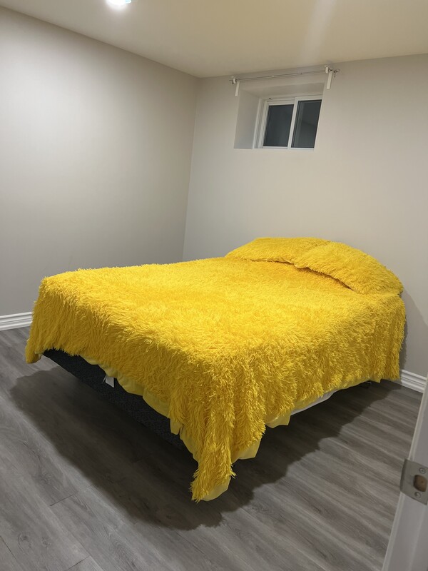  Room 1(Single Bed)  -  One bedroom in the basement   - Gallery -  1