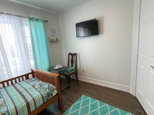 Fully furnished private bedrooms
