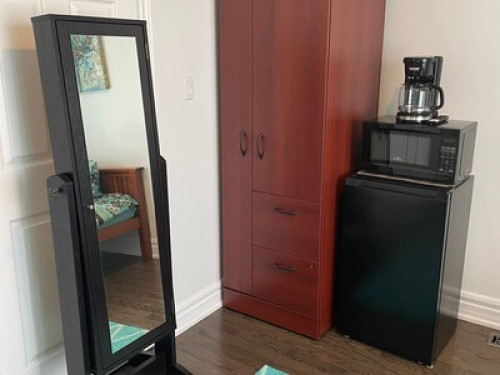 Fully furnished private bedrooms
