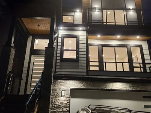 Secure Quiet Clean Furnished Room