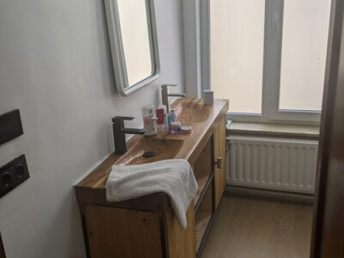 Rustic room 15 mins from Brussels