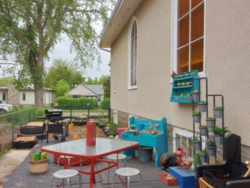 Church Stay Alberta - Gallery - 11