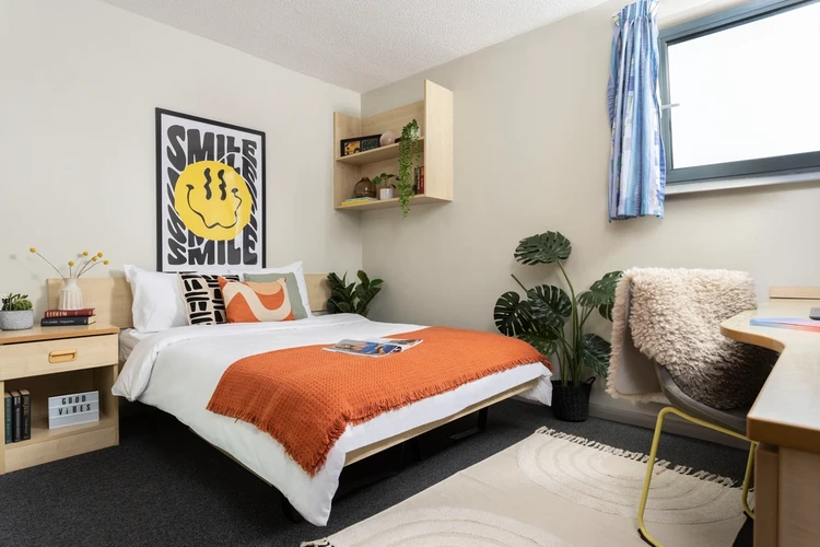  Extra Large High Double En-Suite  -  Archways Unite  - Gallery -  1