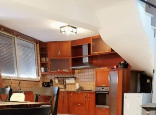 Astonishing 3 bedroom/ 4 bathroom beachfront maisonette, 9 km from the airport - Gallery - 12