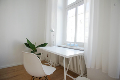 Welcoming spacious room in 3-bedroom flat near East Side Gallery - Gallery - 10