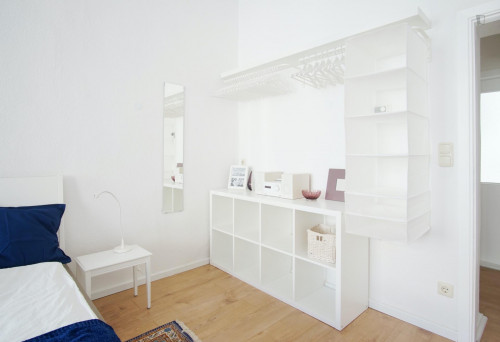 Welcoming spacious room in 3-bedroom flat near East Side Gallery - Gallery - 7
