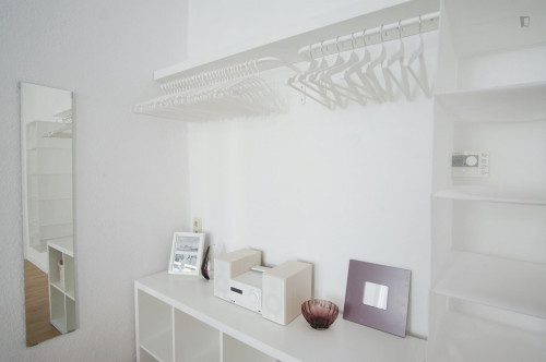 Welcoming spacious room in 3-bedroom flat near East Side Gallery - Gallery - 16