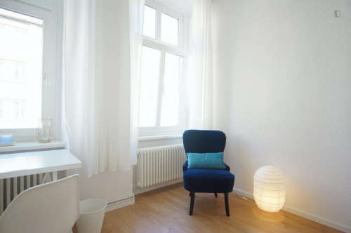 Welcoming spacious room in 3-bedroom flat near East Side Gallery - Gallery - 8