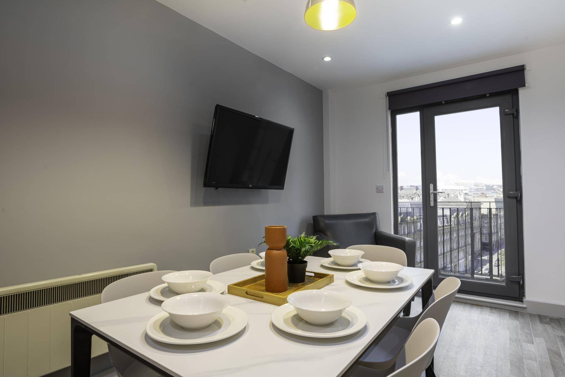 Classic En-Suite - 13