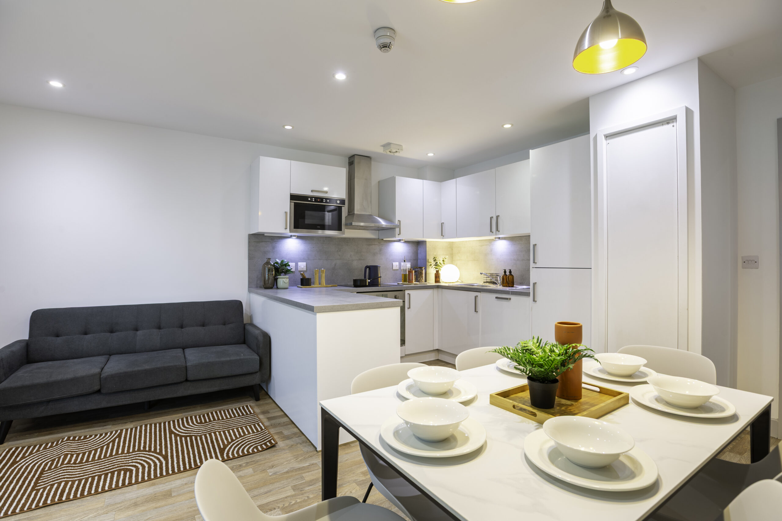 Classic En-Suite - The Bridge Phase II - Gallery - 3