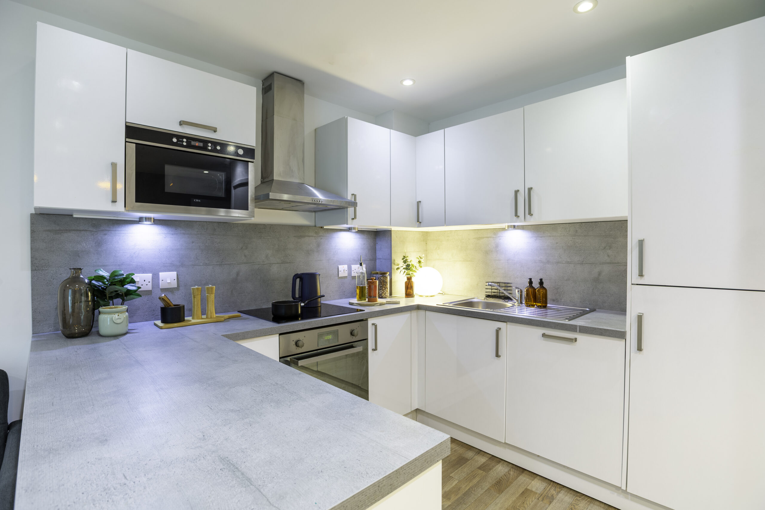 Classic En-Suite - The Bridge Phase II - Gallery - 2
