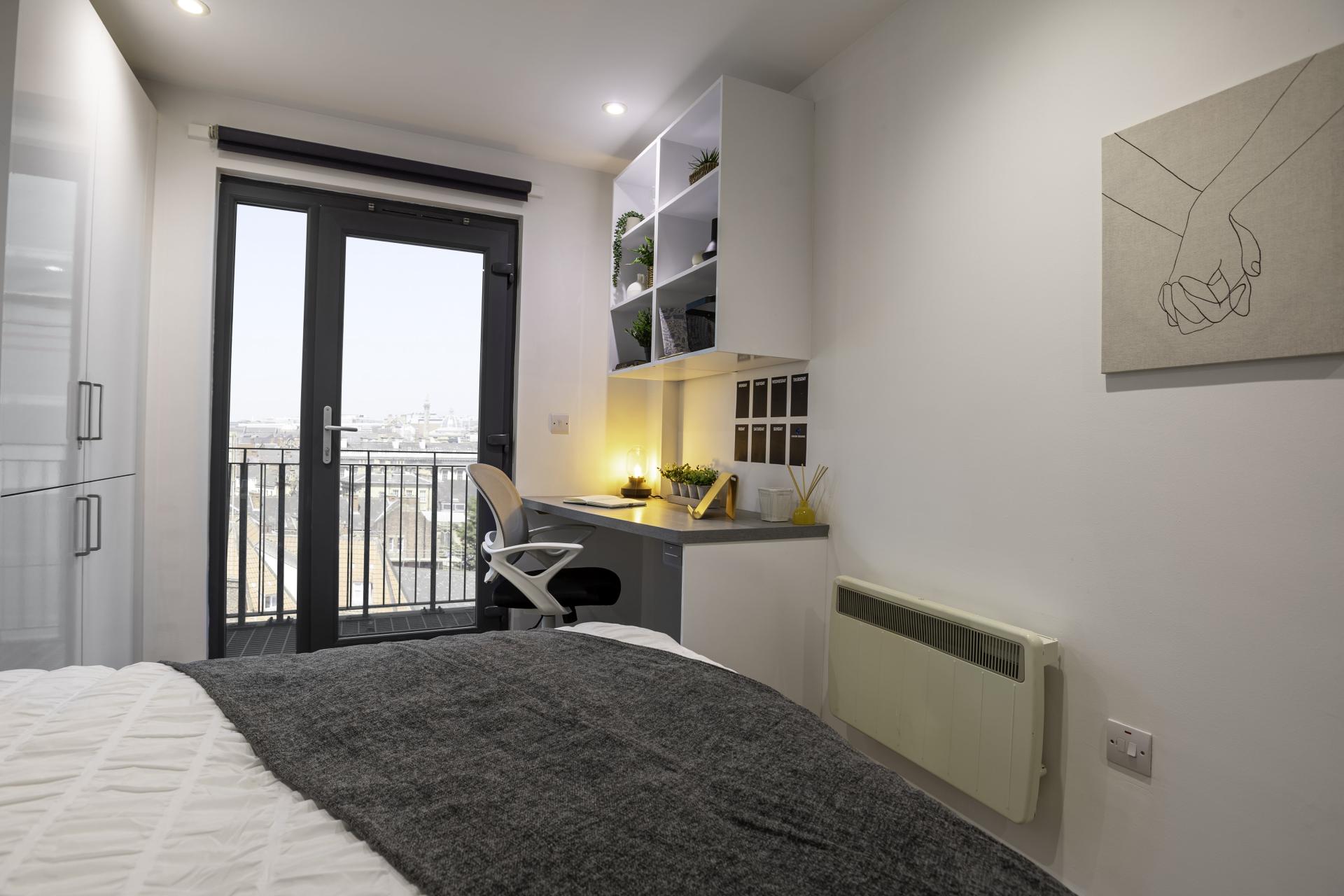 Premium En-Suite - 12