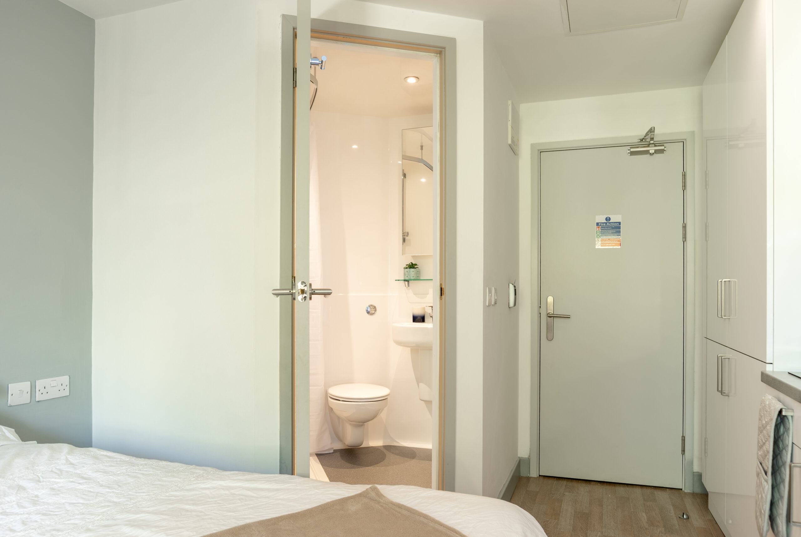 Classic Studio - The Bridge Phase II - Gallery - 5