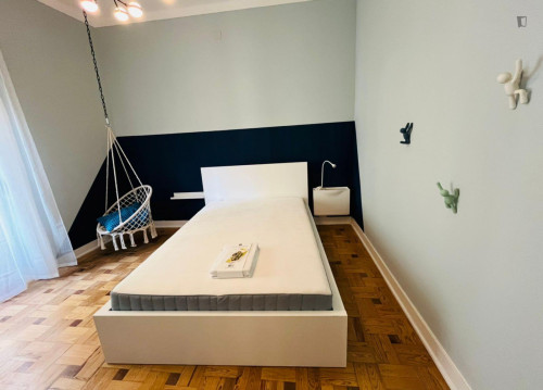 Amazing Double Bedroom Close To ISLA