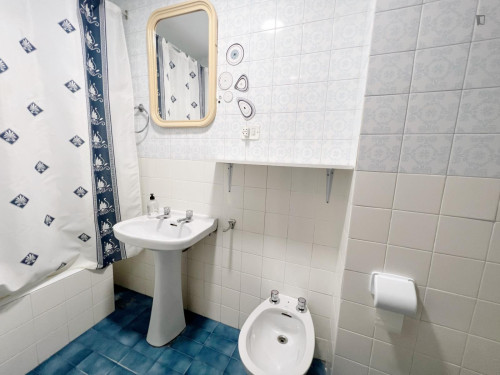 Nice double bedroom in Centro - Sagrario - Gallery - 10
