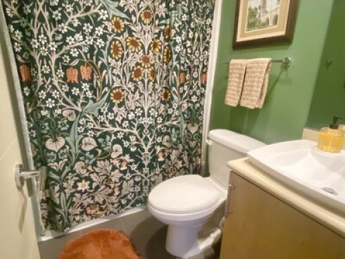 Stylish North Park Ensuite Room