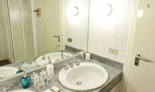Very big 5-bedroom apartment near Università Bocconi - Gallery - 14