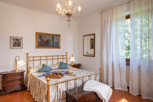 Apartment in Viale Lazzaro Papi, Lucca for 100 m² with 3 bedrooms - Gallery - 34