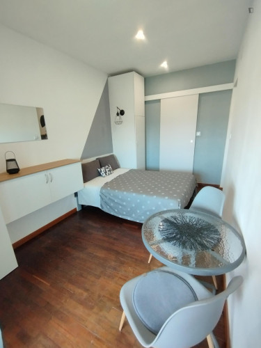 Very nice studio in Santa Clara